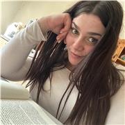 Offro lezioni private per bambini di elementari e medie in qualsiasi materia.